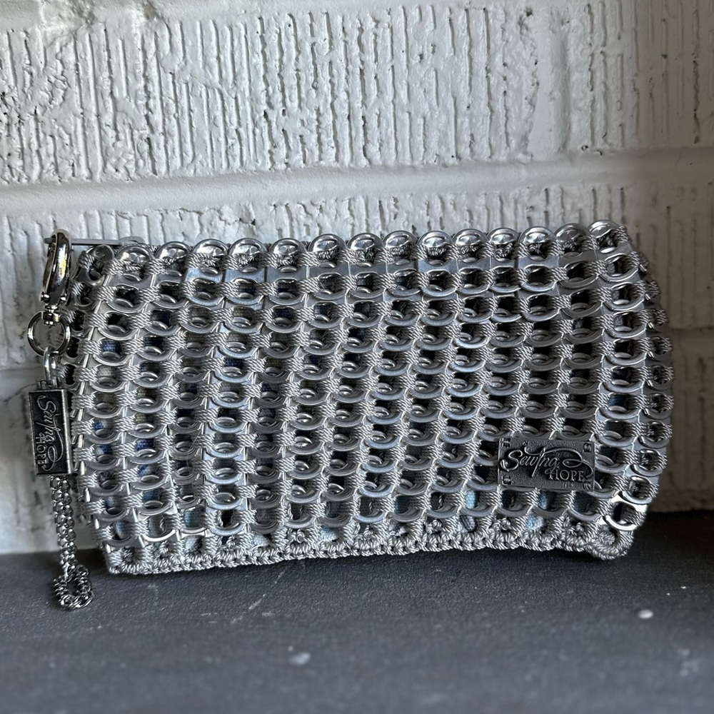 New Pop tab silver handmade clutch never used 4.5” x 8.5”